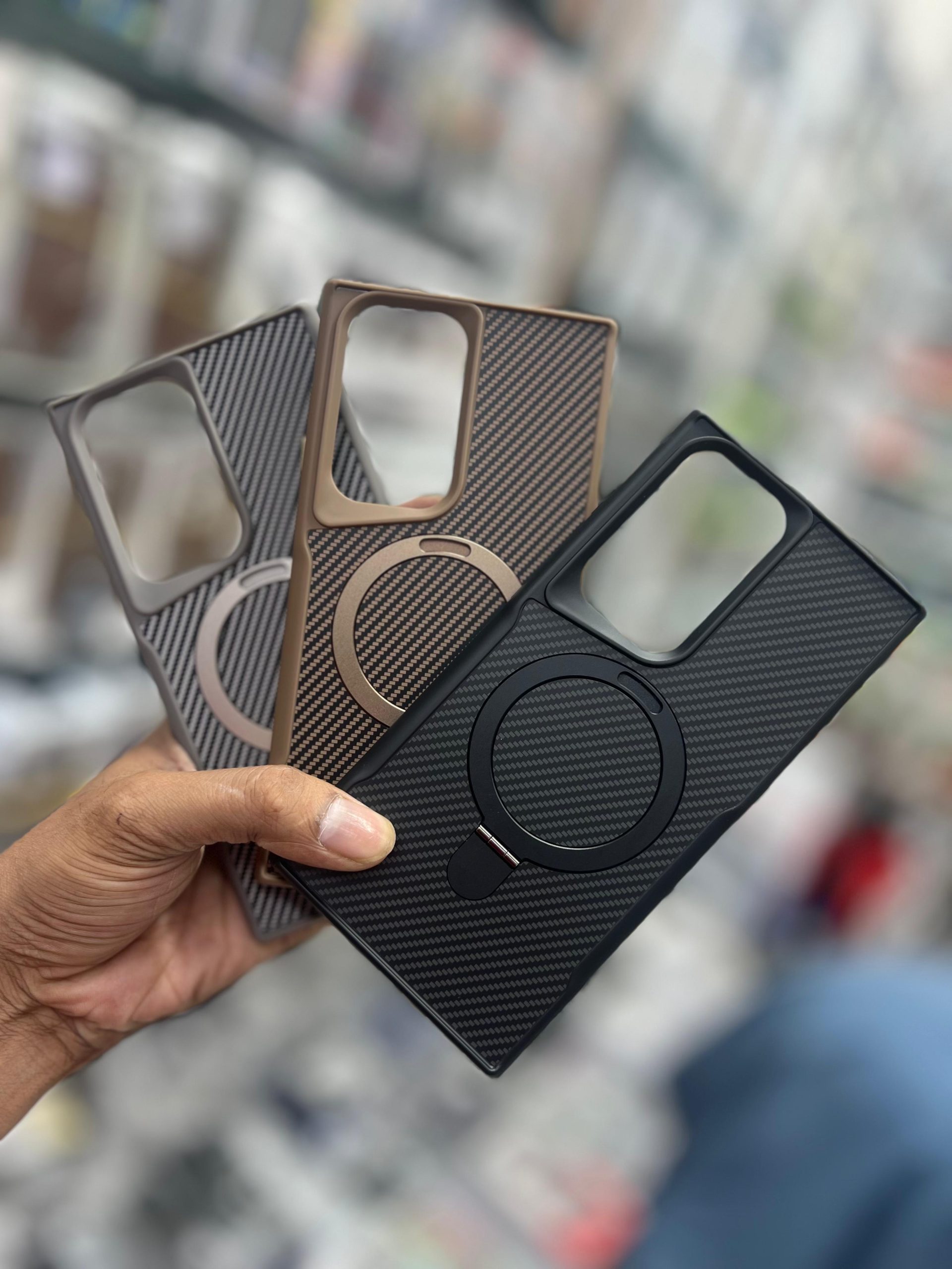RMO-Brand-Carbon-Design-Case-With-Backstand-Wireless-Charging-Support-Available-for-samsung