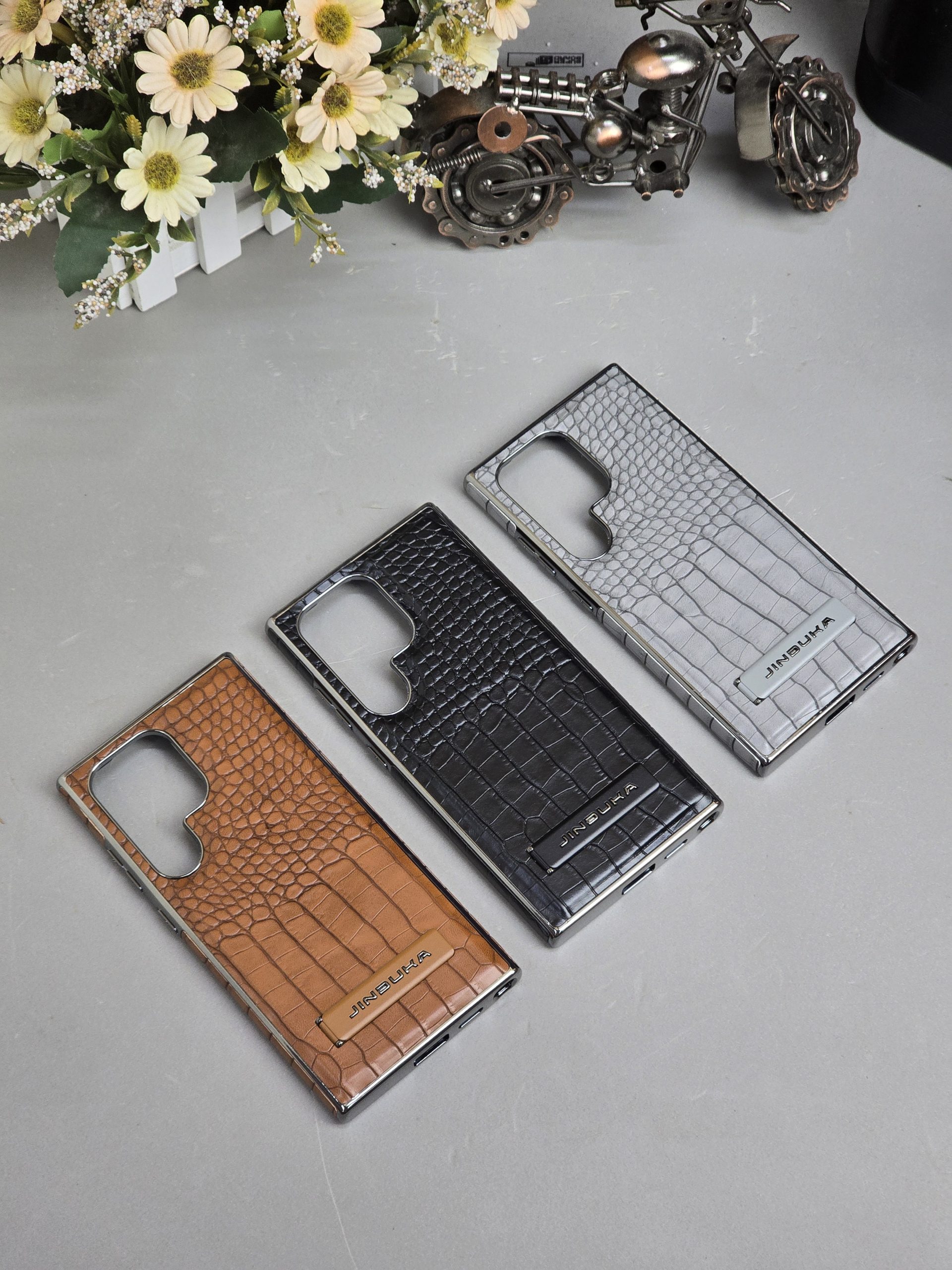 JINDUKA-Crocodile-Premium-Pu-Leather-Magsafe-kickstand-Case-1