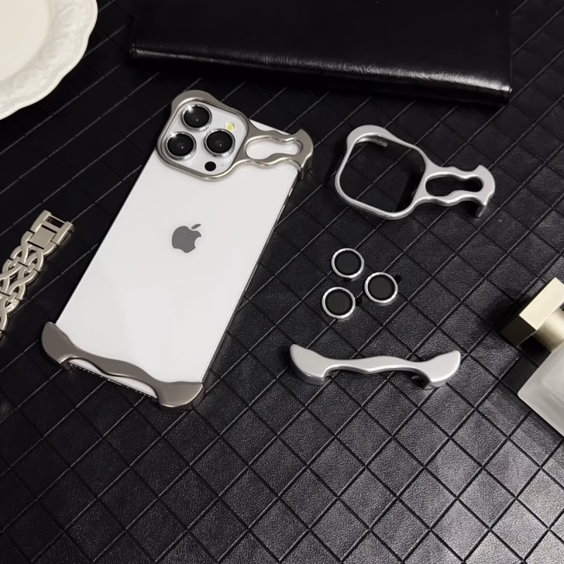 Premium Metal Bumper Case With Camera Lens Protection Ring