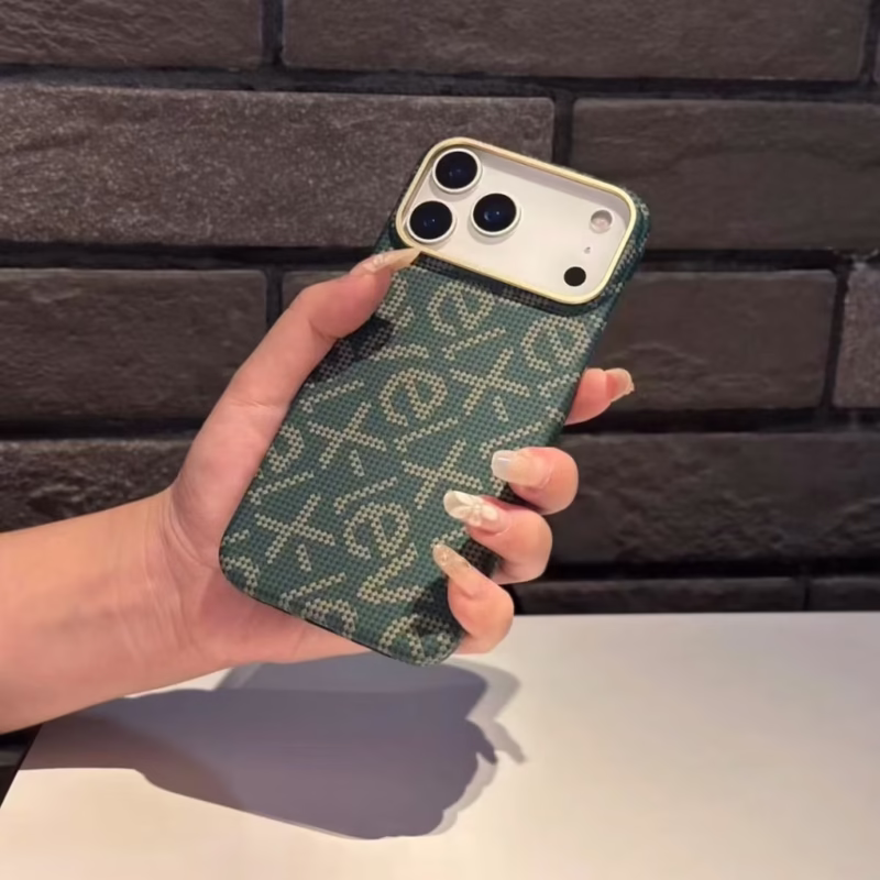 XLEVEL Magnate Cheers Ultra Slim Carbon Design Case With Magsafe Support For iPhone
